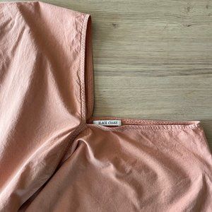 Black Crane Women's Pink Blouse